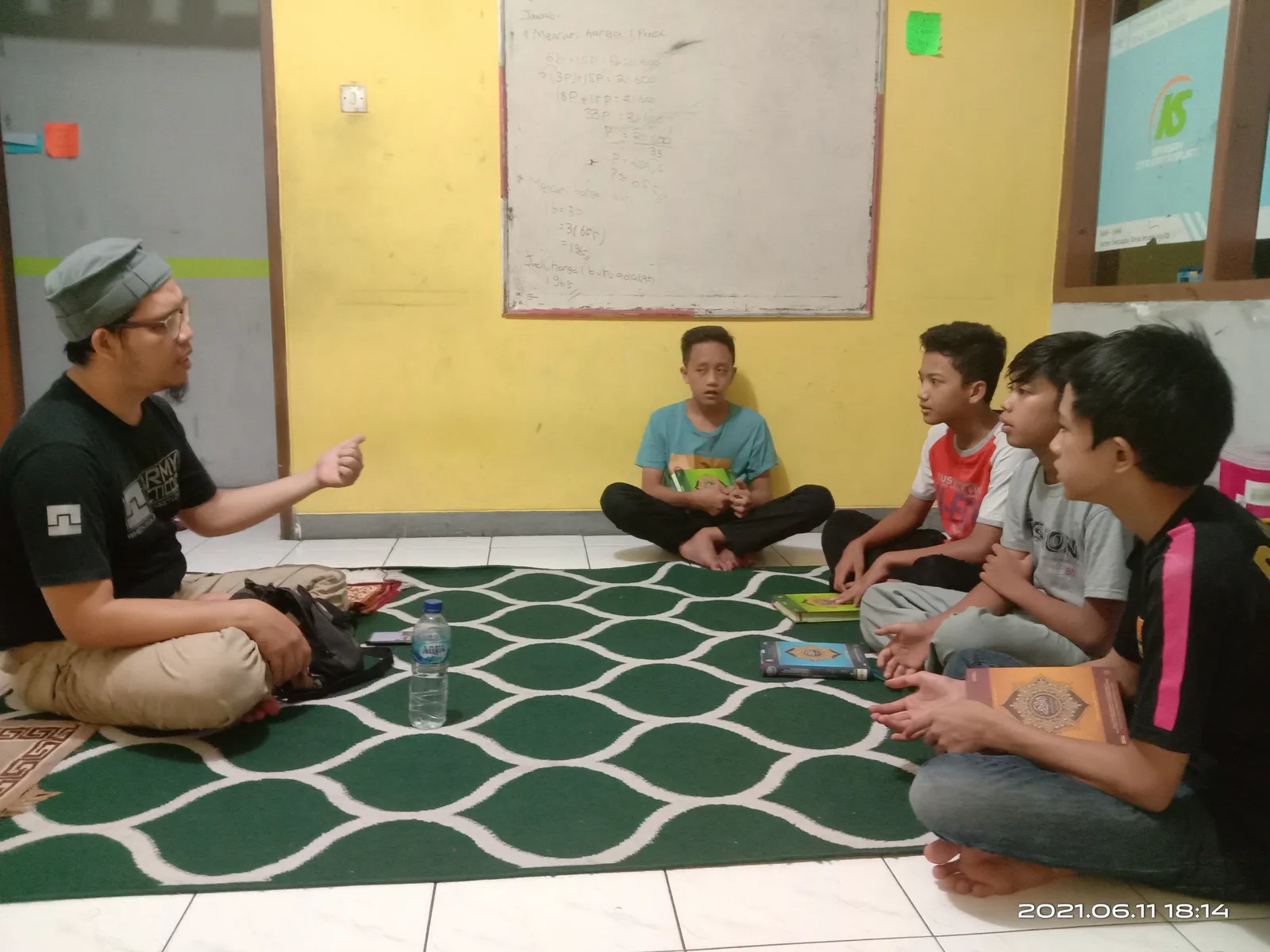 Foto kegiatan left